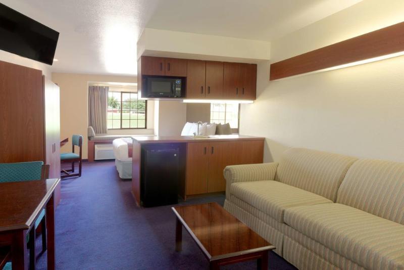 Econo Lodge Inn & Suites Mesquite - Dallas East Екстер'єр фото